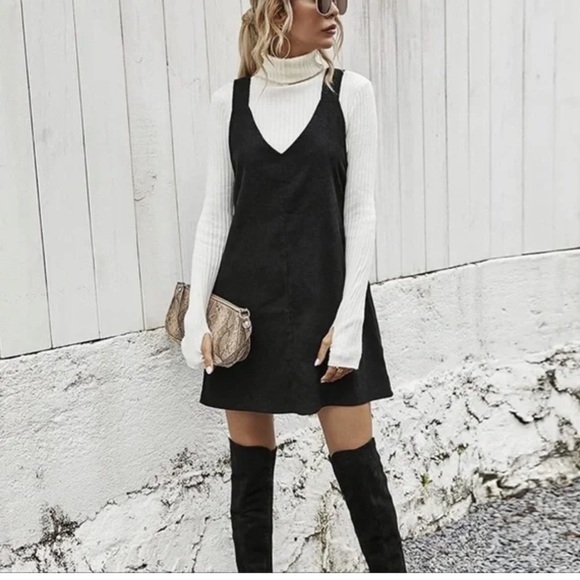 Zara pinafore Dress with tight houndstooth print. Women’s size medium - Picture 8 of 8